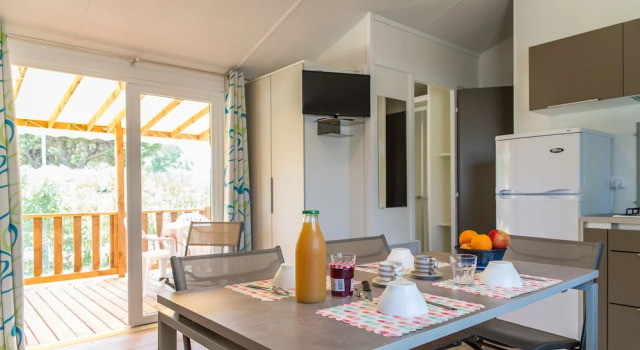 L'Oasis Camping Club, Book Campingplads Hoteller i Corbières med parkering, Parkering