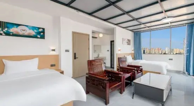 Люкс Business Qiaogang Family Homestay (Beihai Qiaogang Style Street Branch)