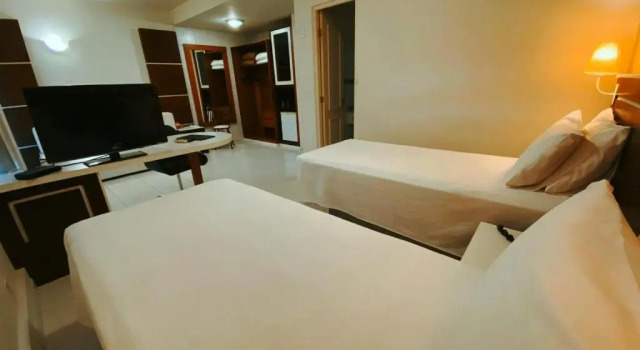 Двухместный номер Deluxe Altadomo Hotel