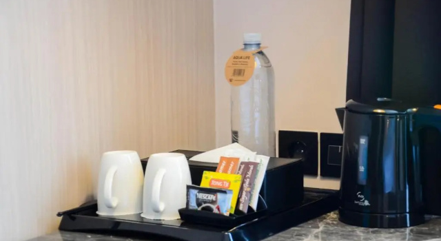 Двухместный номер Standard с видом на горы The Manohara Hotel Yogyakarta