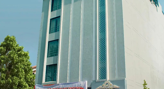 Hotel Hira Inn-10mins From Railway Station & Bus Station, Забронировать Отель Отели Аллахабад 3 звезды, 3*