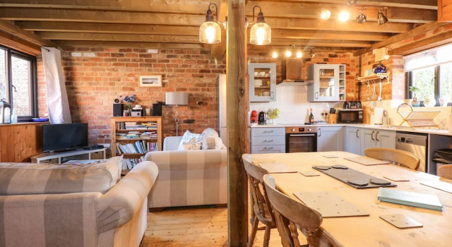 The Dairy Barn, Забронировать Дом для отпуска Отели Англии с бассейном, Бассейн