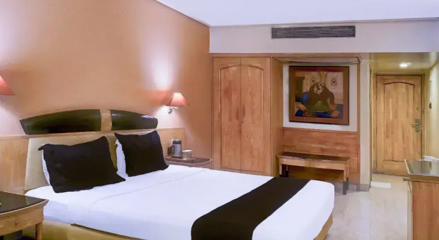 Коттедж Premium Room Near Pataleshwar Temple, Pune