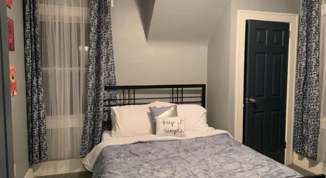 Pontiac Guest House, Забронировать Гостевой дом Гостевые дома Понтиак, Гостевой дом