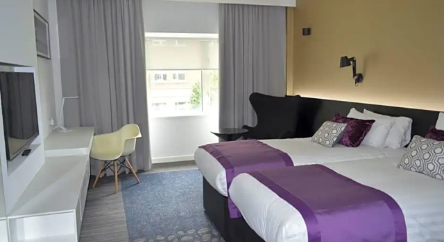 Номер Deluxe The Golden Jubilee Hotel