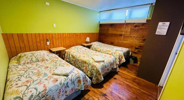 Трёхместный номер Standard Hostal Posada Angelmo