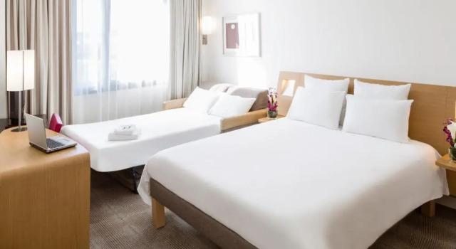Семейный номер Comfort Novotel Chartres