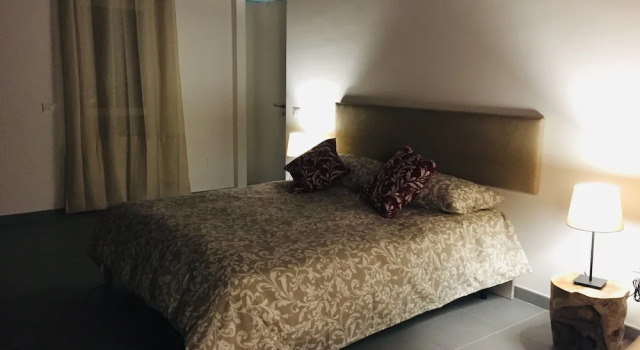 B&B Ohana, Забронировать Отель «постель и завтрак» Отели Палермо с парковкой, рядом с San Francesco D'Assisi Basilica - Palermo, Парковка