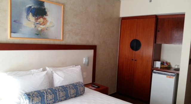 Одноместный номер Standard с балконом Metropolitan Hotel by Atlantica