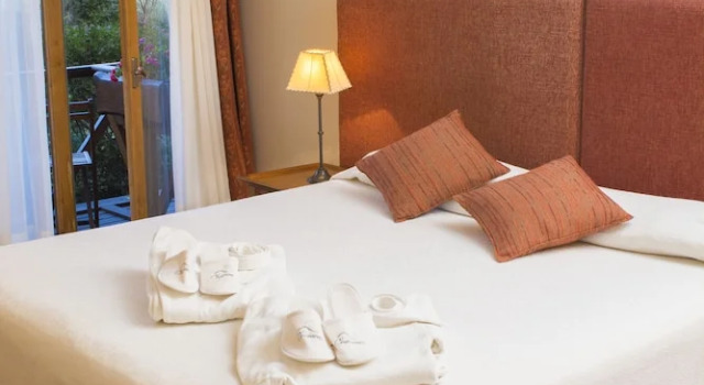 Двухместный номер Standard с балконом Chamonix Posada y Spa