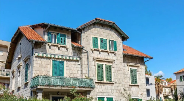 Apartments Maja, Prenota Appartamento Hotel a Croatian Islands con piscina, Piscina