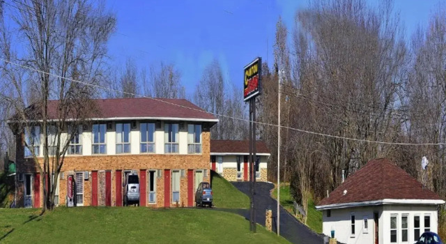 Canton Inn By OYO, Buchen Sie Hotel Hotels in Illinois mit Parkplatz, Parkplätze