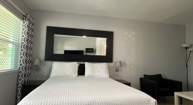 Номер Standard White Horse Motel