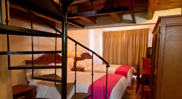 Люкс Hotel Meson del Mar