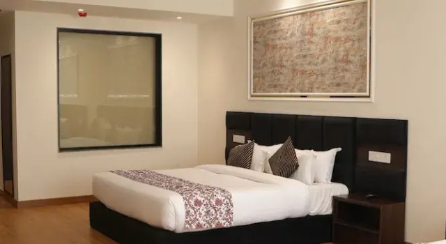 Люкс ACR Luxury Hotel