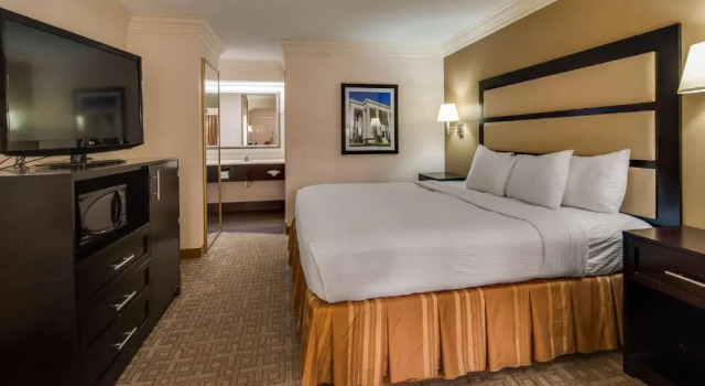 Номер Standard Best Western Inn & Suites of Macon