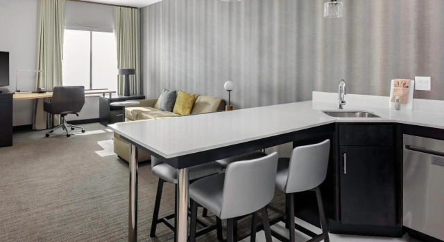 Двухместный люкс c 1 комнатой Residence Inn by Marriott Phoenix Mesa East