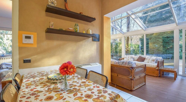 Villa Amadeus, Забронировать Вилла Коттеджи Provincia di Varese, Коттедж