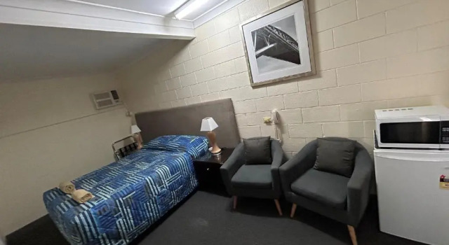 Номер Superior Warren Motor Inn