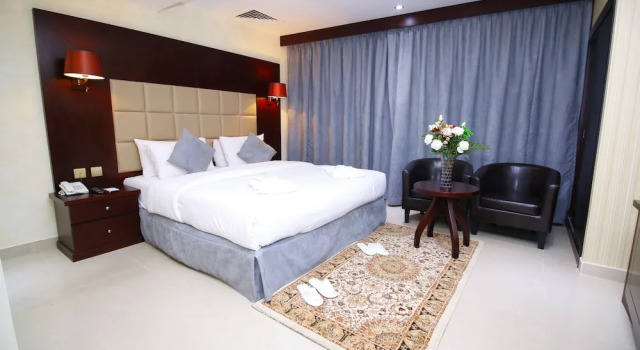 Номер Deluxe Royal Falcon Hotel