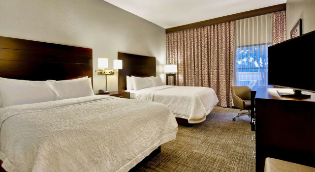 Четырёхместный номер Standard Hampton Inn Starkville Mississippi State University