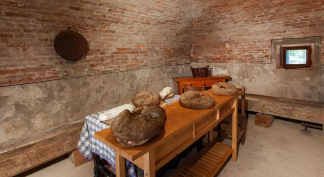 Вилла BORGO DEI CIPRESSI 12&2, Emma Villas
