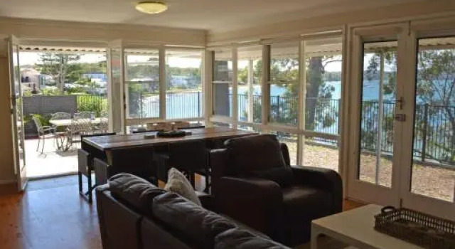 Wanda Magic' 19 Randall Drive - Beautiful Water Front House