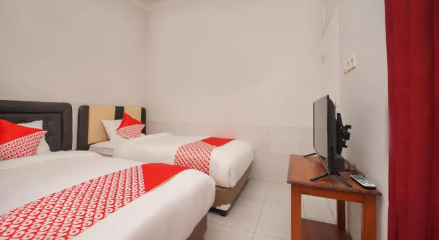 OYO 2937 Nindy Residence 2