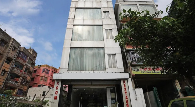 The Pearl Hotel, Buchen Sie Hotel Kamarhati Westbengalen