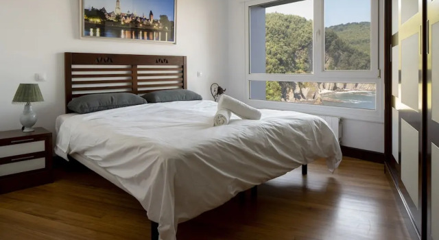 SEAVIEW I apartment by Aston Rentals