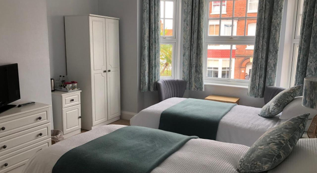 Knoll Guest House, Prenota Affittacamere Cromer Norfolk