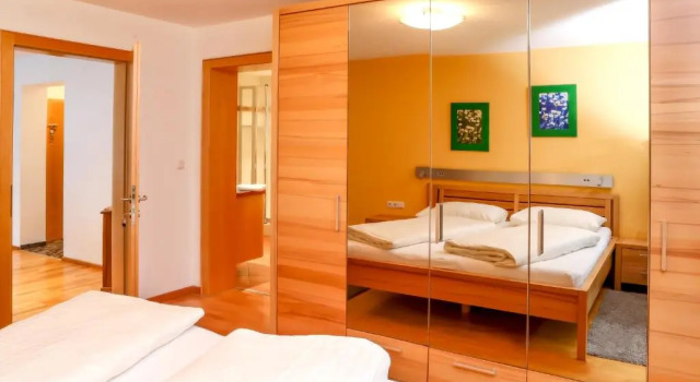 Hotel Garni Madrisa, Забронировать Отель Бранд Brandnertal, рядом с Гондольный подъемник Палюдбан