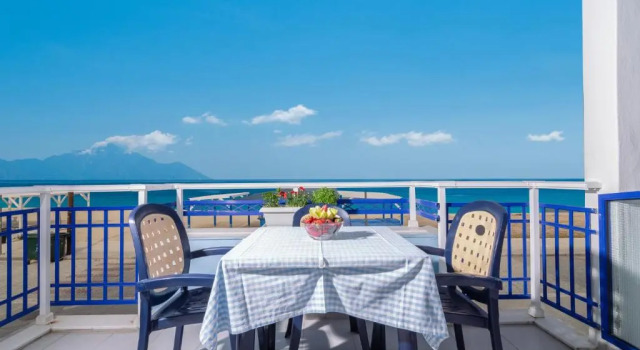 Трёхместная студия с видом на море House Katerina Mediterranean