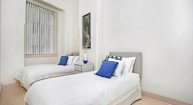 The Apartment Service CL405