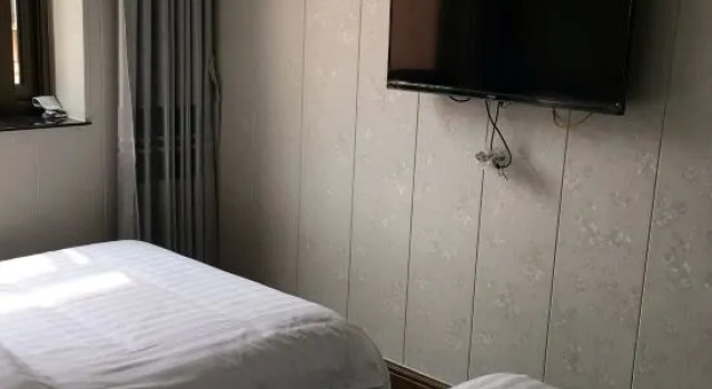Кровать в общем номере Beijing Rich&General 168 Hotel