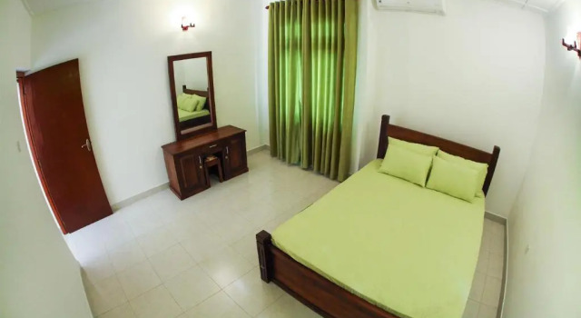 12 B Lewella Road, Kandy.