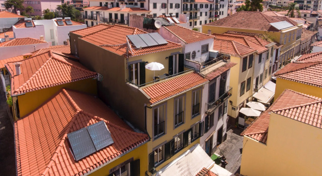 In the pedestrianised Funchal Old Town, close to amenities | Taberna Apartment 3, Rezerwuj Apartament Santa Maria Funchal