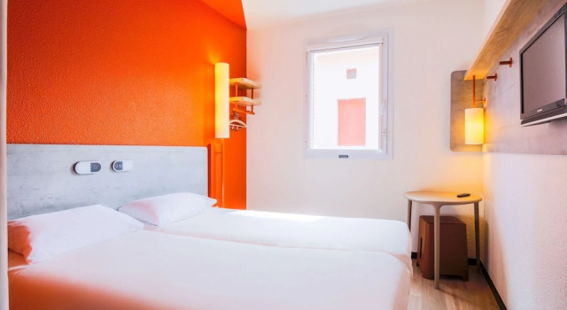 Трёхместный номер Standard Ibis Budget Albi Centre