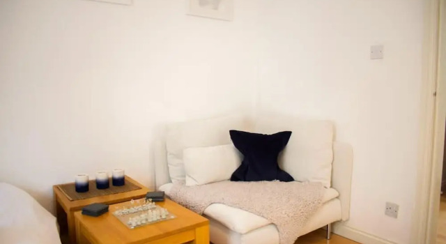 Modern 2 Bedroom Apartment in Central Edinburgh, Забронировать Апартаменты/квартира Эдинбург Midlothian, рядом с Национальный музей Шотландии