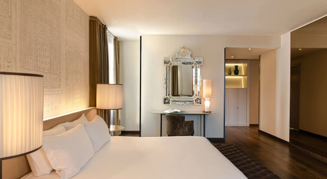 Двухместный полулюкс с видом на канал Hyatt Centric Murano Venice
