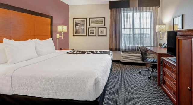 Двухместный номер Standard La Quinta by Wyndham Naples East