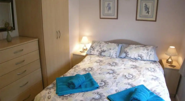 Heritage Park 18, Prenota Hotel Stepaside Galles del Sud