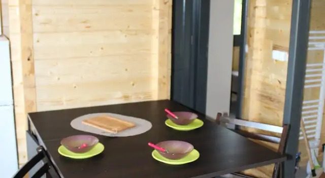 Шале с 3 комнатами Insolites Du Camping De Trezulien