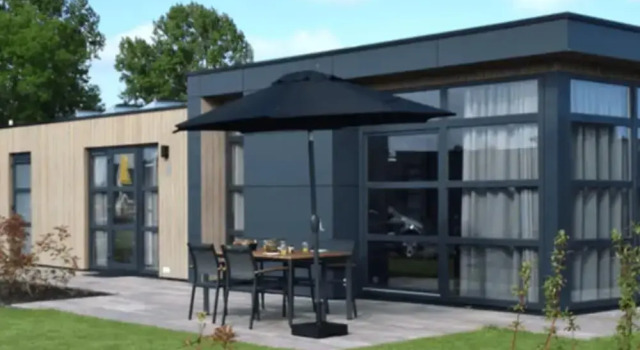 Шале Sustainable Holiday Home on the Ijsselmeer