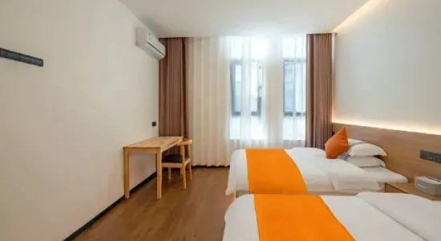 Люкс Citi Home Collection Hotel (Chaohu Wanda)