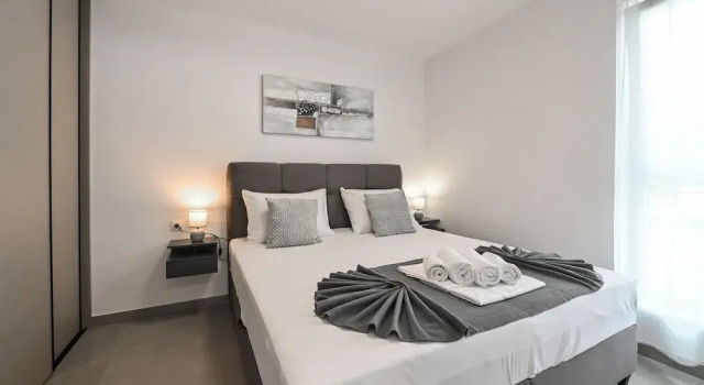 Апартаменты Classic Apartments Break with pool
