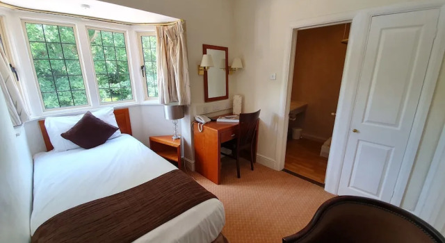 Одноместный номер Standard Farnham House Hotel