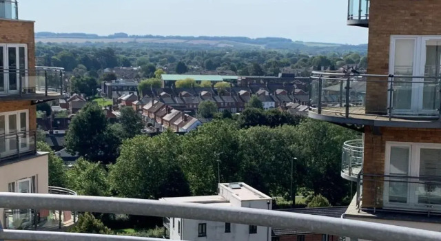 Basingstoke Spectacular 1 Bedroom Apartment, Varaa Huoneisto Asunnot kohteessa Merseyside, Huoneisto