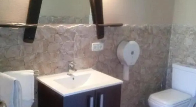 Номер Comfort Hostal Suetxe