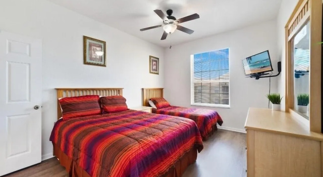 10 Min. To Disney - Gated Resort With Large Heated 2 Bedroom Condo by RedAwning, Kissimmee